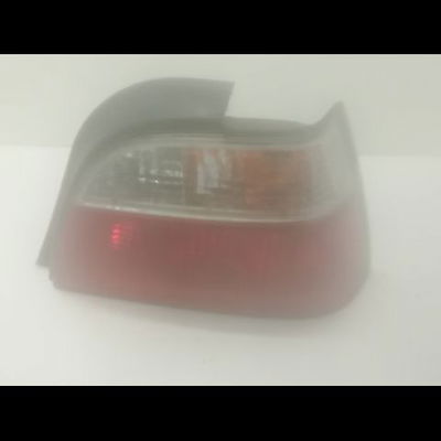 Feu arrière droit Daewoo NEXIA A trois volumes 1.5 16v (19) (1995-1997)