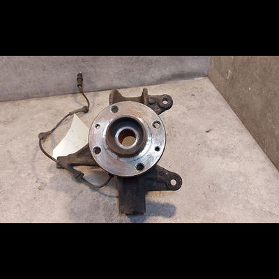 Moyeu avd Renault MEGANE II (BM0-1_, CM0-1_) 1.9 dci (bm0g, cm0g) (2002-2008) 5 portes