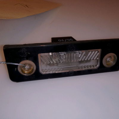 Eclaireur plaque de police d Skoda OCTAVIA II (1Z3) 1.9 tdi (2004-2010)