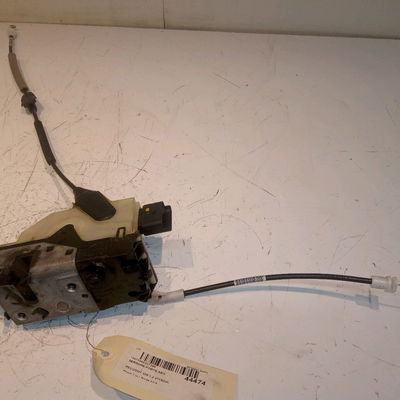 Serrure porte arg Peugeot 208 I (CA_, CC_) 1.2 vti 82 (2012)