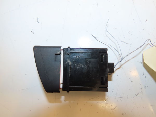 Bouton de warning Kia RIO III (UB) 1.1 crdi (2011-2017)