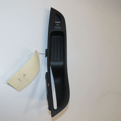 Commande lève-glace porte avant droite Ford FOCUS III 1.6 tdci (2010-2017)
