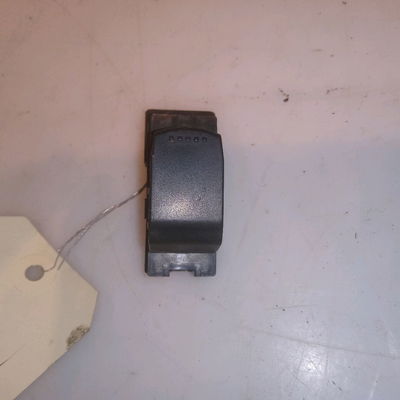 Commande lève-glace porte avant droite Suzuki GRAND VITARA II (JT, TE, TD) 1.6 traction intégrale (jb416) (2005-2015)