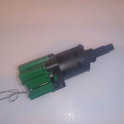 Contacteur de stop sur pedale  Citroën DS4 (NX_) 1.6 thp 200 (2011-2015)