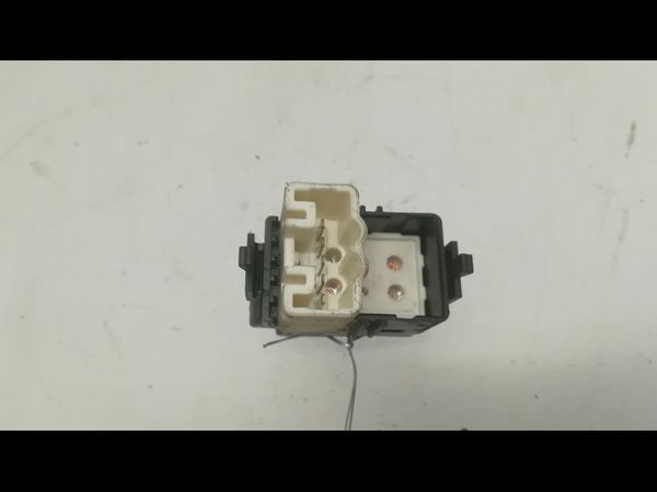 Commande lève-glace porte avant droite Toyota YARIS (_P1_) 1.0 (scp10_) (1999-2005)