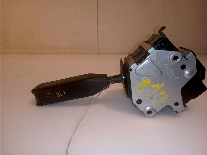 Commande clignotant Renault 21 A trois volumes (L48_) 1.7 (l48e) (1989-1994)