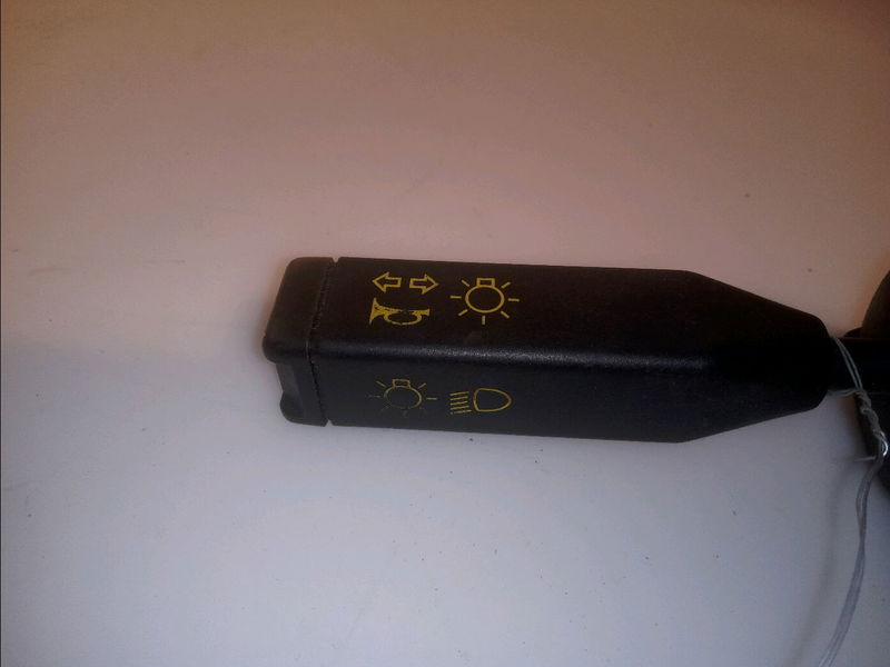 Commande clignotant Renault 21 A trois volumes (L48_) 1.7 (l48e) (1989-1994)