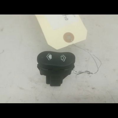 Commande lève-glace porte avant droite Ford FOCUS I (DAW, DBW) 1.8 tdci (2001-2004)