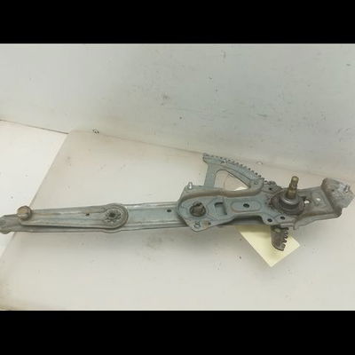 Mecanisme leve-glace arrière droit Peugeot 205 II (20A-C) 1.7 diesel (1987-1998)