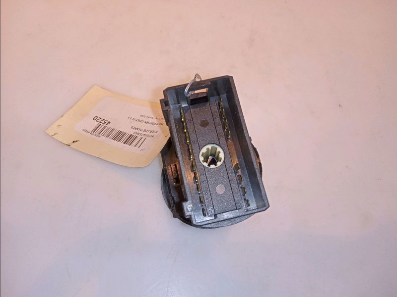 Interrupteur commande de phares Volkswagen GOLF IV (1J1) 1.9 tdi (1997-2004) 3 portes