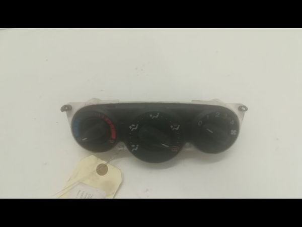 Commande de chauffage Ford FOCUS I (DAW, DBW) 1.8 turbo di - tddi (1998-2004)