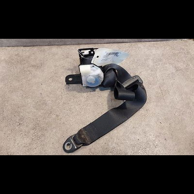 Ceinture arrière gauche Toyota COROLLA (_E12_) 1.4 d (nde120_) (2004-2007) 5 portes