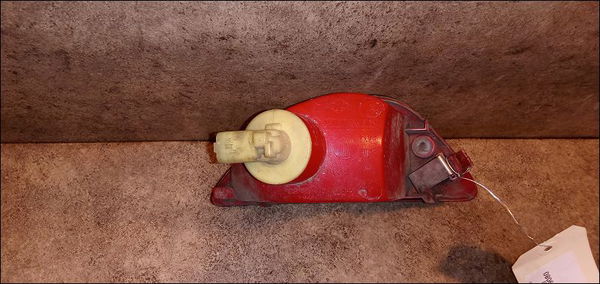 Feux position g Renault CLIO III (BR0-1, CR0-1) 1.5 dci (c-br0g, c-br1g) (2005-2012) 5 portes