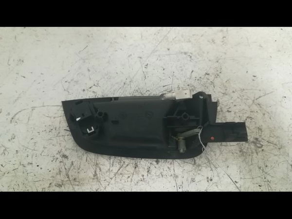 Poignee int porte avg Audi A8 D3 (4E2, 4E8) 4.2 fsi quattro (2006-2010)