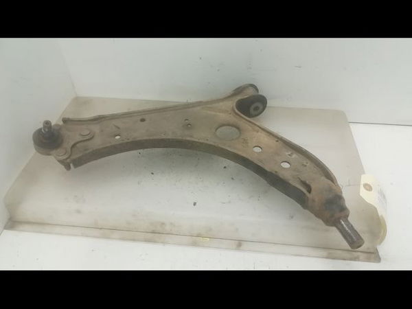 Triangle inf avg Volkswagen JETTA III (1K2) 1.9 tdi (2005-2010)