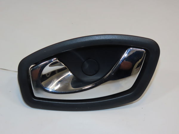 Poignee int porte avg Renault SCÉNIC III (JZ0-1_) 1.2 tce (2012)