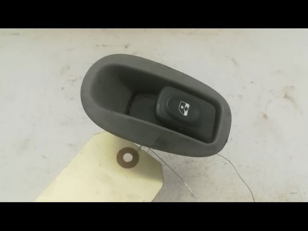 Commande leve-glace porte arrière gauche Renault SCÉNIC I Monospace (JA0-1_, FA0_) 1.9 dci (ja05, ja1f) (1999-2003) 5 portes
