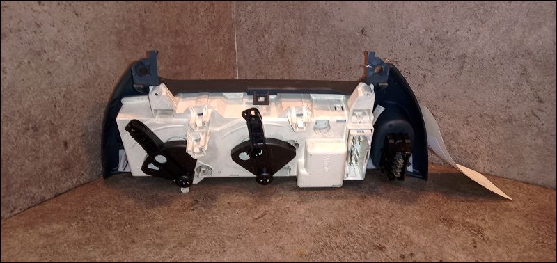Commande de chauffage Renault SCÉNIC I Monospace (JA0-1_, FA0_) 1.9 dti (ja0n) (1999-2003)
