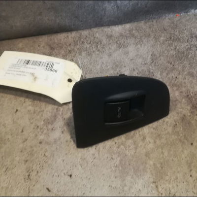 Commande lève-glace porte avant droite Toyota AVENSIS (_T25_) 2.0 d-4d (cdt250_) (2003-2008)