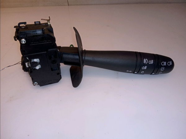 Commande clignotant Renault CLIO II (BB_, CB_) 1.5 dci (b-cb3m) (2005-2010) 3 portes