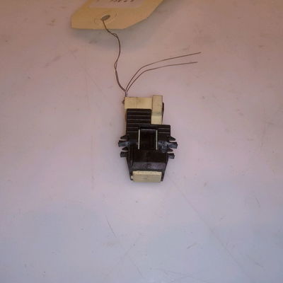 Contacteur de stop sur pedale  Bmw 1 (F20) 118 d (2011-2015)