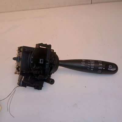 Commande essuie glace Toyota YARIS (_P1_) 1.3 (scp12_, scp13_) (2002-2005)