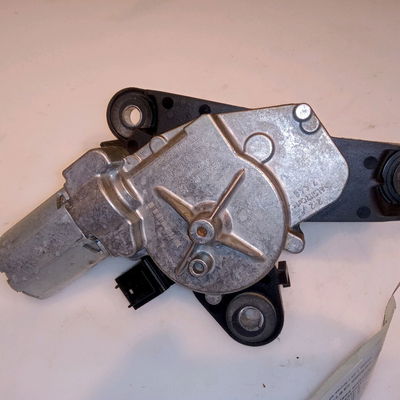 Moteur essuie-glace arrière Citroën C3 III (SX) 1.2 vti 82 (2016)