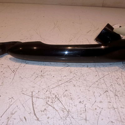 Poignee ext porte avd Renault MEGANE III 3-5 portes (BZ0-1_, B3_) 1.5 dci (bz0c) (2008-2015) 5 portes