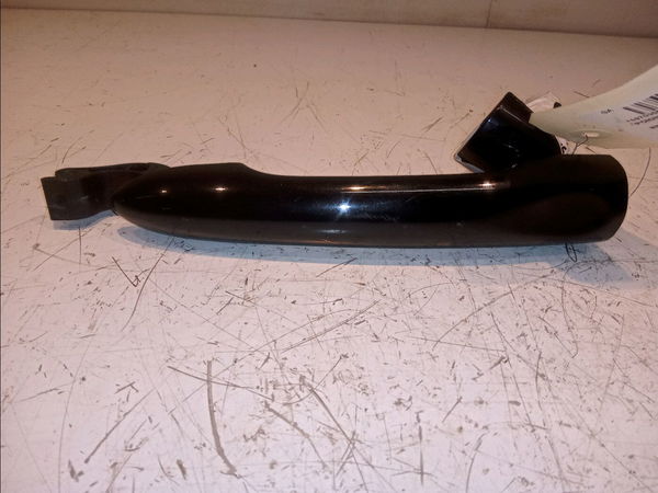 Poignee ext porte avd Renault MEGANE III 3-5 portes (BZ0-1_, B3_) 1.5 dci (bz0c) (2008-2015) 5 portes