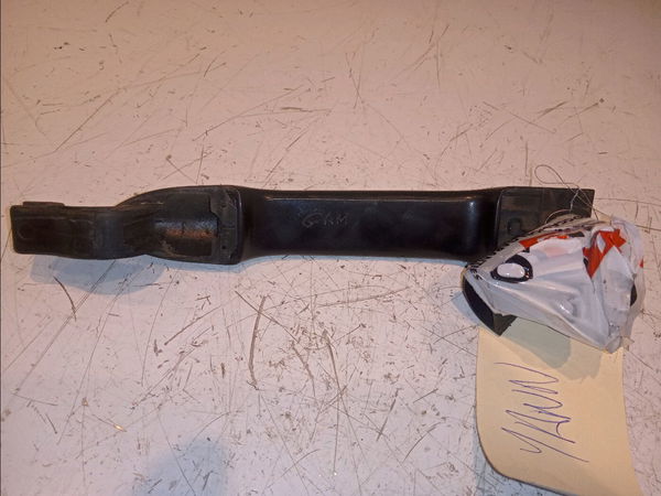 Poignee ext porte avd Renault MEGANE III 3-5 portes (BZ0-1_, B3_) 1.5 dci (bz0c) (2008-2015) 5 portes