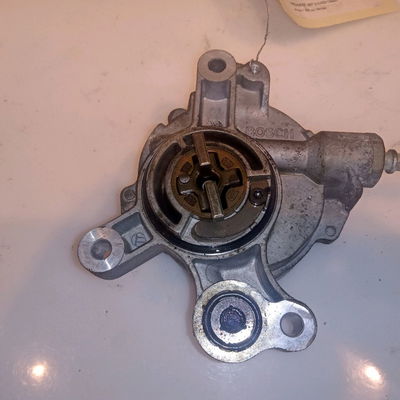 Pompe a vide Peugeot 407 SW (6E_) 2.0 hdi 135 (2004-2010)