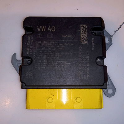 Boitier pyrotechnique VOLKSWAGEN GOLF VII