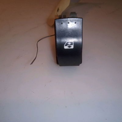 Commande leve-glace porte arrière droite Renault ESPACE IV (JK0-1_) 2.2 dci (jk0h) (2002-2006)
