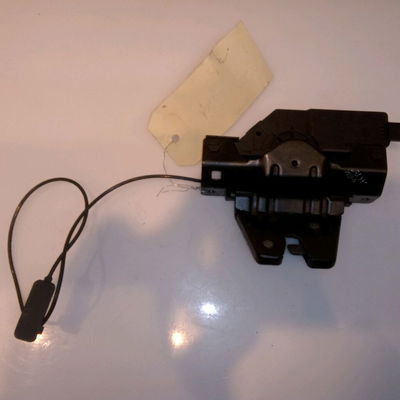 Serrure hayon Bmw 1 (E87) 118 d (2004-2007)