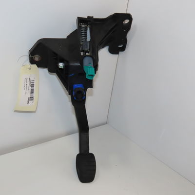 Pedale embrayage Renault KANGOO Express (FW0-1_) 1.2 tce 115 (fw02, fw14) (2013)