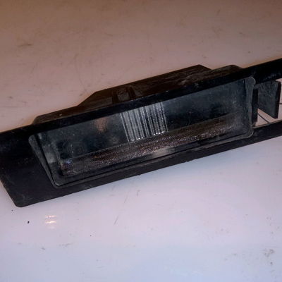 Eclaireur plaque de police g Fiat PUNTO (199_) 1.3 d multijet (2012)
