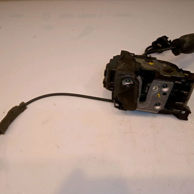 Serrure porte arg Renault MEGANE III Grandtour (KZ0-1) 1.5 dci (kz09, kz0d, kz1g, kz29, kz14, kz1w, kz10, kz1f,... (2009) 5 port