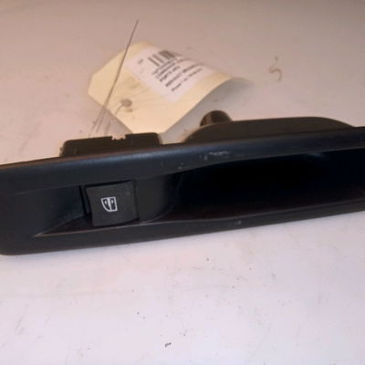 Commande leve-glace porte arrière gauche Renault MEGANE III Grandtour (KZ0-1) 1.5 dci (kz09, kz0d, kz1g, kz29, kz14, kz1w, kz10,