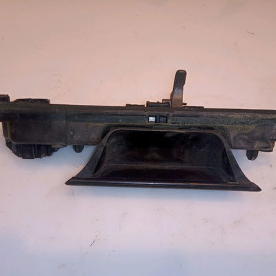 Poignee ext porte battante g Dacia LOGAN MCV (KS_) 1.5 dci (ks0w) (2007-2012) 5 portes
