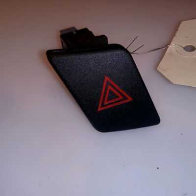 Bouton de warning Toyota YARIS (_P9_) 1.4 d-4d (nlp90_) (2005-2012)
