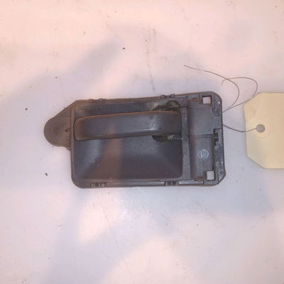 Poignee int porte arg Peugeot 205 II (20A-C) 1.4 (1988-1998)