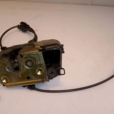 Serrure porte ard Renault MEGANE II (BM0-1_, CM0-1_) 1.9 dci (bm0g, cm0g) (2002-2008) 5 portes