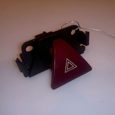 Bouton de warning Peugeot 307 (3A-C) 2.0 hdi 135 (2003-2007)