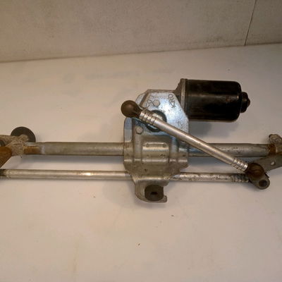 Moteur essuie-glace avant Opel CORSA C (X01) 1.0 (f08, f68) (2000-2003)