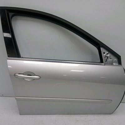 Porte avant droite Renault LAGUNA III (BT0-1) 2.0 dci (bt07, bt0j, bt14, bt1a, bt1s) (2007-2015) 5 portes