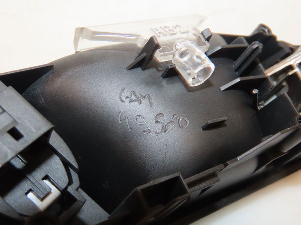 Poignee int porte avg Audi Q7 (4LB) 3.0 tdi quattro (2006-2008)