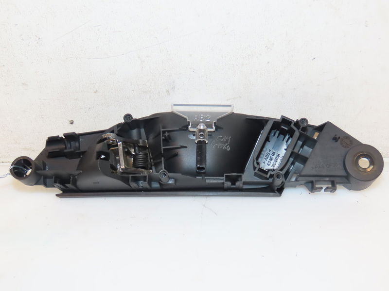 Poignee int porte avd Audi Q7 (4LB) 3.0 tdi quattro (2006-2008)