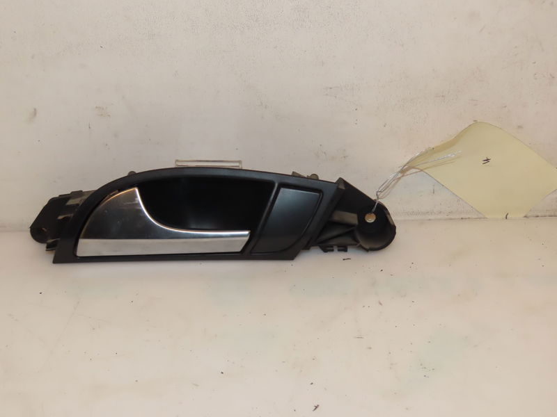 Poignee int porte arg Audi Q7 (4LB) 3.0 tdi quattro (2006-2008)