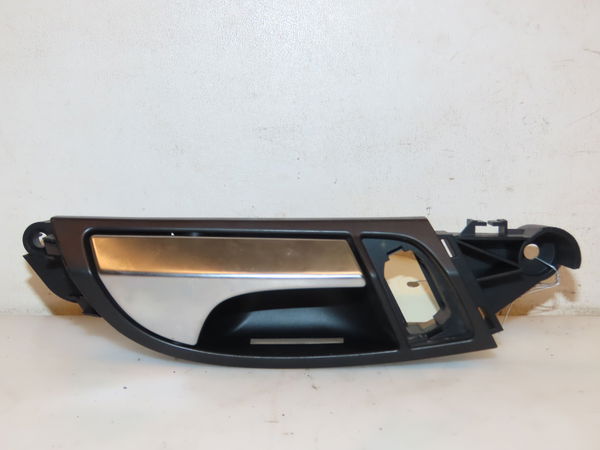 Poignee int porte ard Audi Q7 (4LB) 3.0 tdi quattro (2006-2008)
