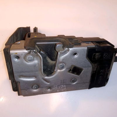Serrure porte avd Opel ASTRA H GTC (A04) 1.9 cdti (l08) (2005-2010)